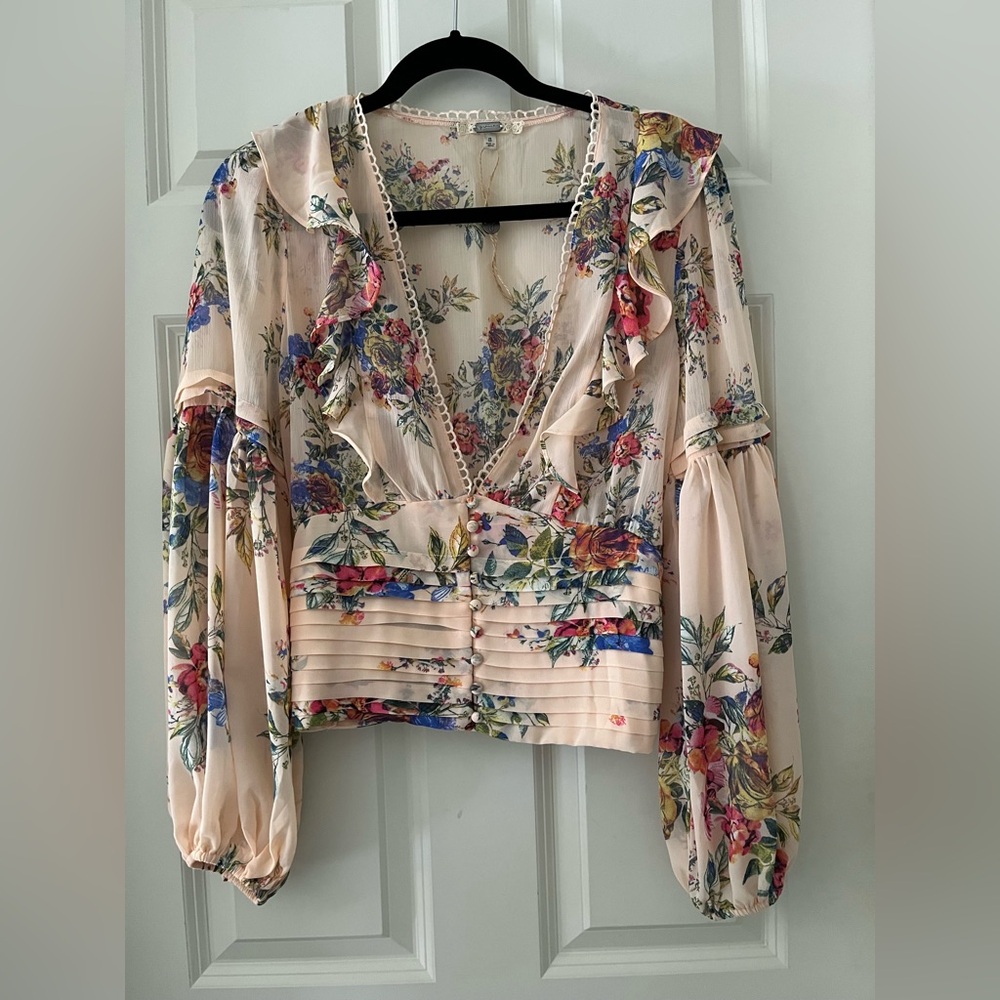 New Women’s Gimmicks Flutter Floral V-Neck long sleeve sheer blouse boho size S
